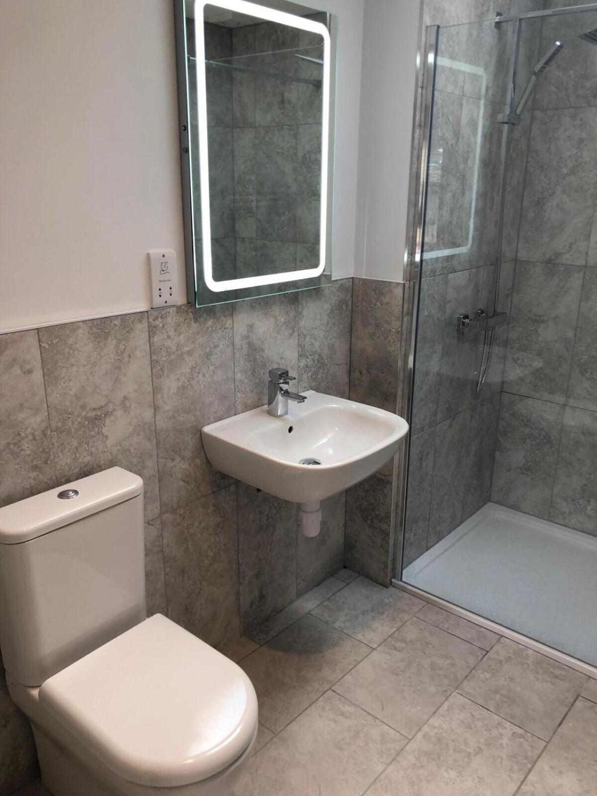 מידהרסט Hamilton Arms Suites חדר תמונה