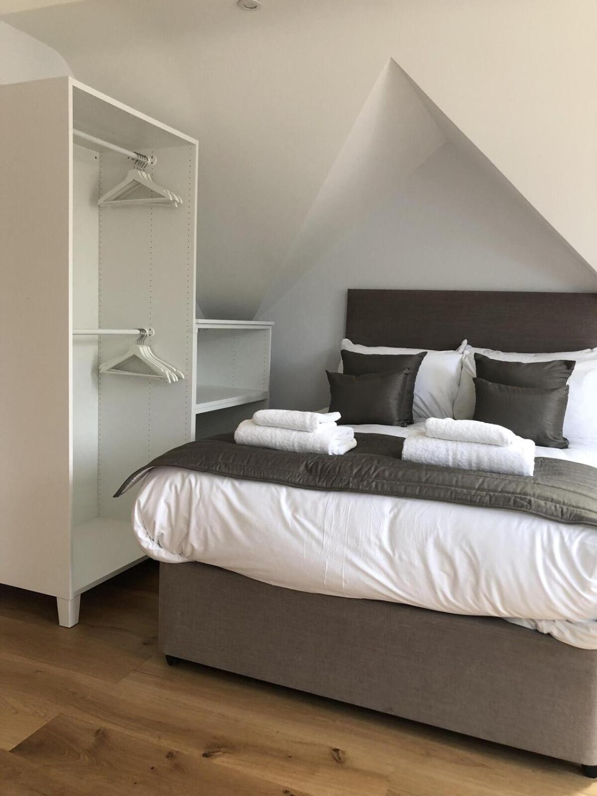 מידהרסט Hamilton Arms Suites חדר תמונה