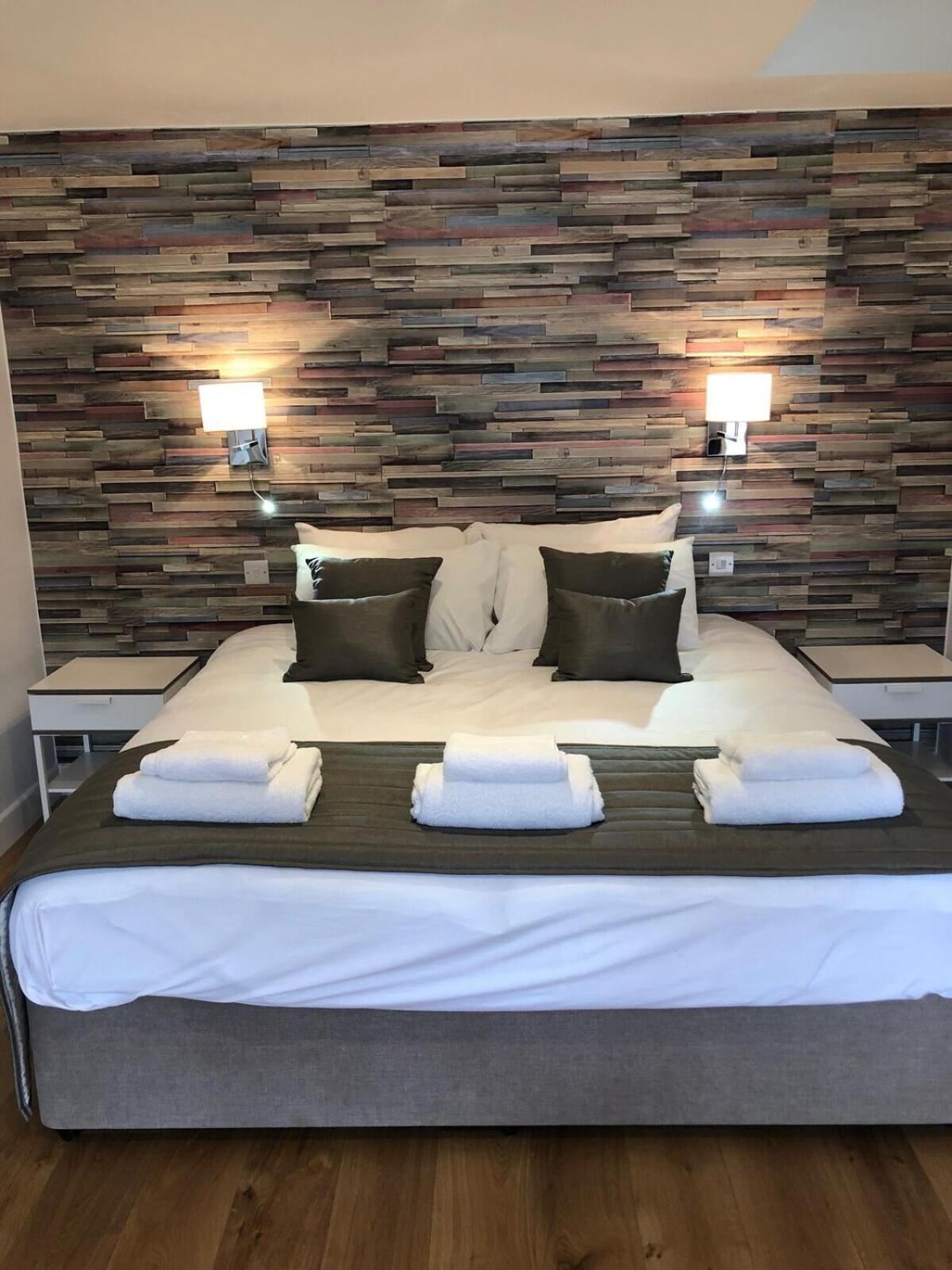 מידהרסט Hamilton Arms Suites חדר תמונה