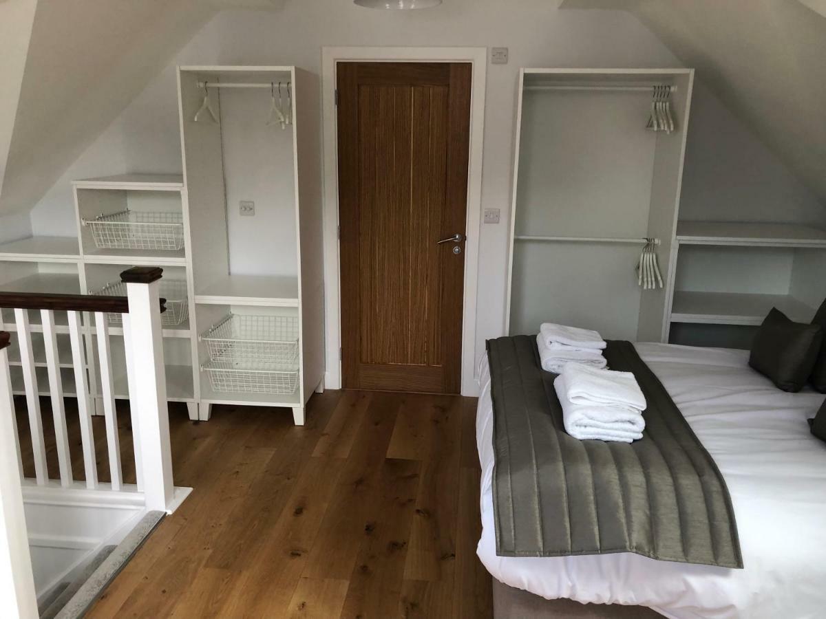 מידהרסט Hamilton Arms Suites מראה חיצוני תמונה